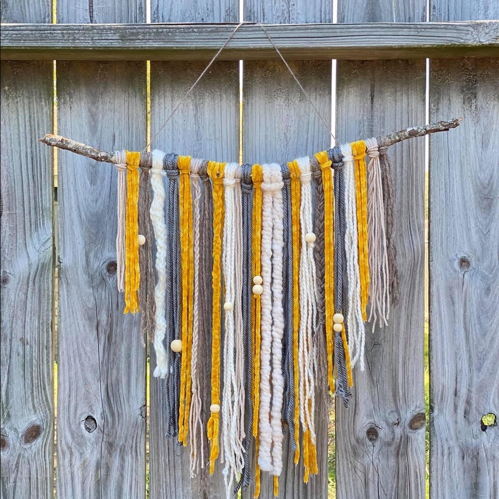 Macrame wall hanging decor - Picture 1 of 3